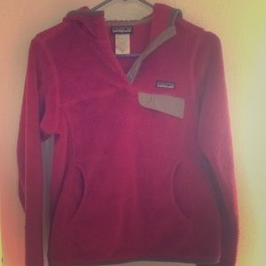Patagonia Hoodie fleece xsmall cranberry
